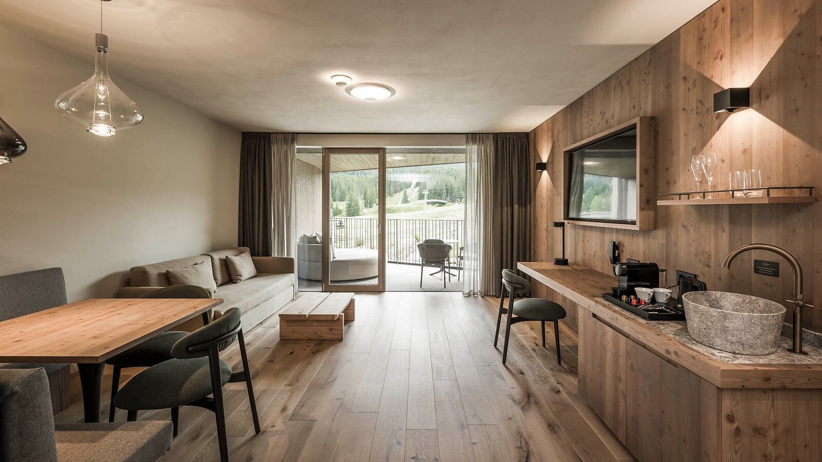 Alpine Silence Suite